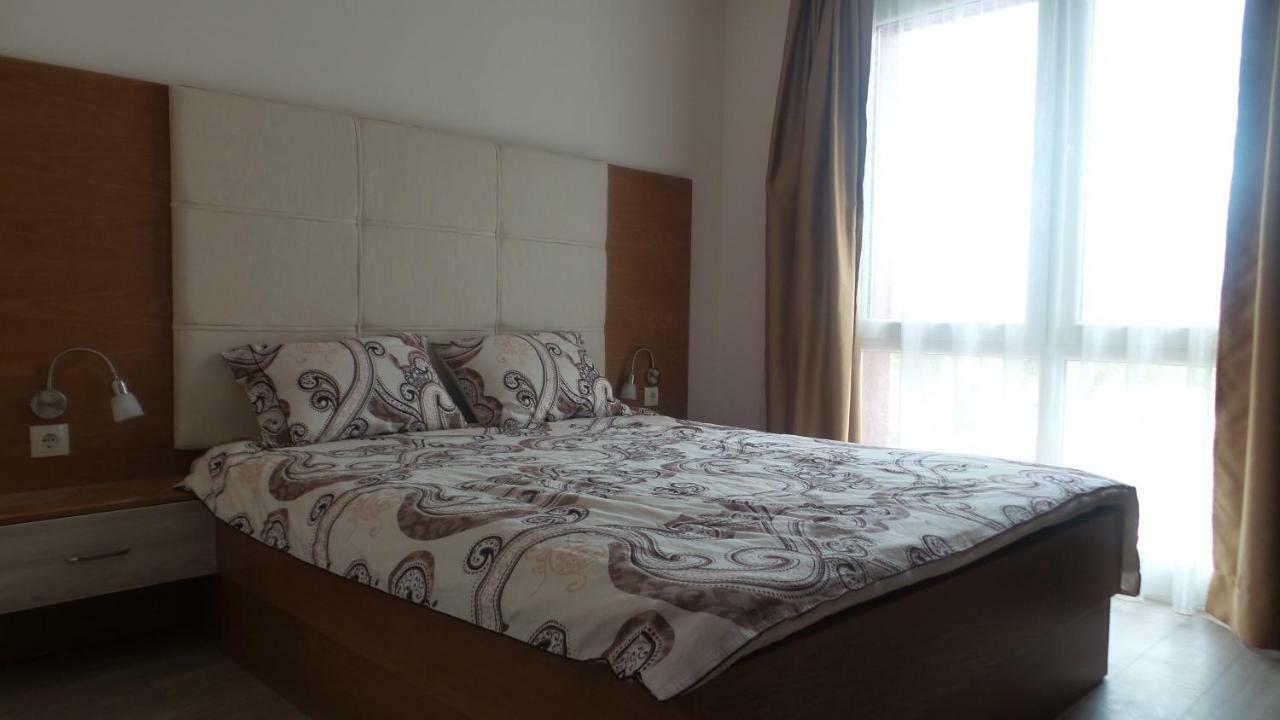 Astoria Apartment Veliko Tárnovo Exterior foto