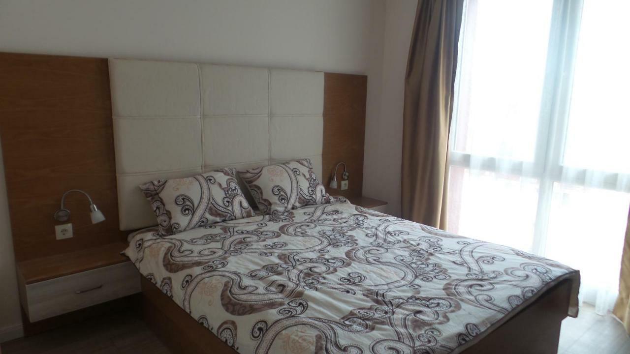 Astoria Apartment Veliko Tárnovo Exterior foto